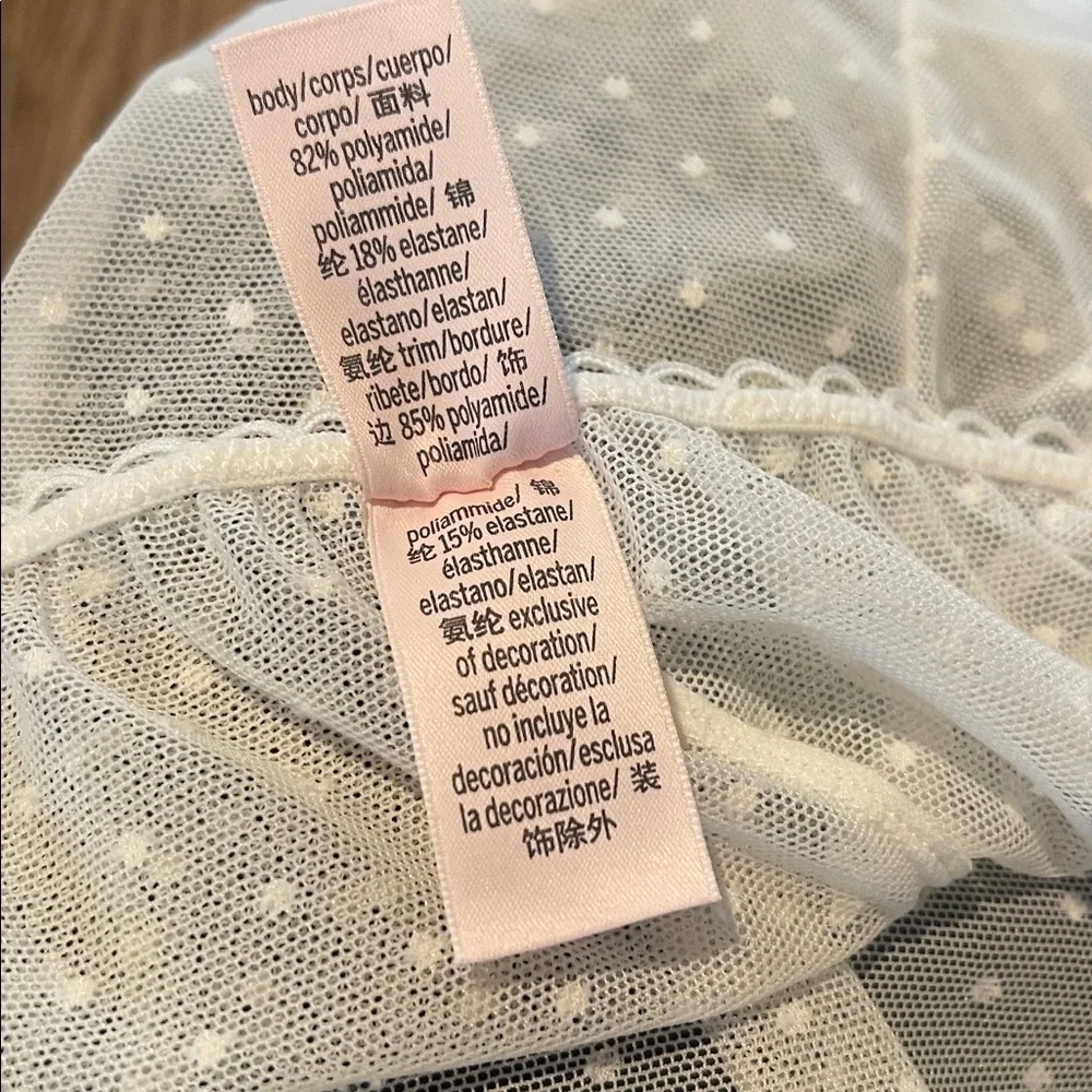 Victoria’s Secret lace shorts M - Picture 7 of 7